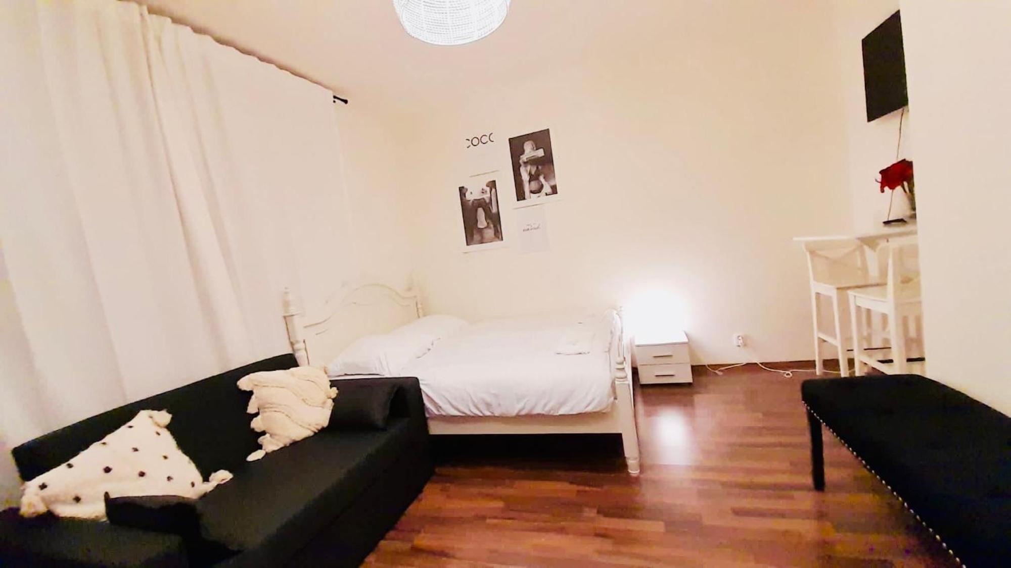 Cozy Homestay At Andel Prag Exterior foto